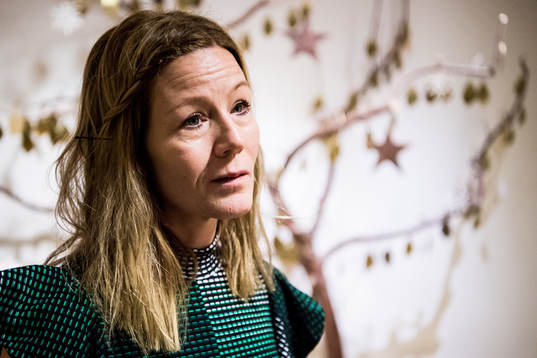 Jennie Noren arbetar på boendet, när Malmö FFs Markus