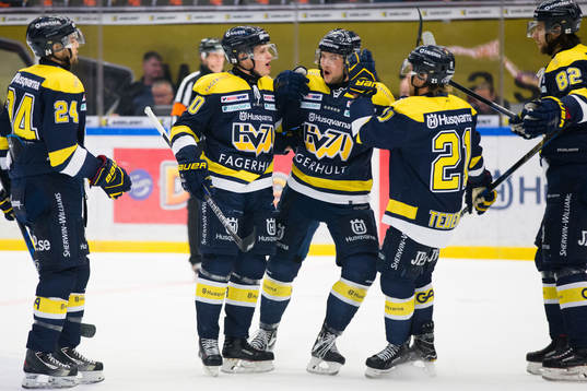 s Stefan Elliott, Lawrence Pilut, Max Wärn, Mattias