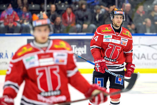 Örebros Sakari Manninen och Tom Wandell deppar