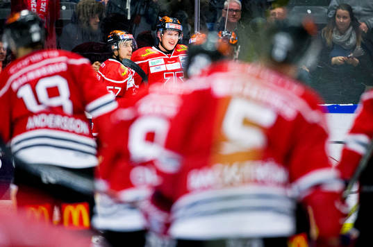 Örebros Jare Sallinen gör 3-2 och jublar