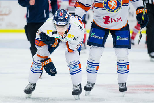 Växjös Brendan Shinnimin leds skadad av isen