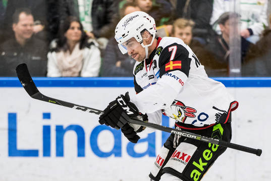 Malmö Redhawks Nils Andersson jublar