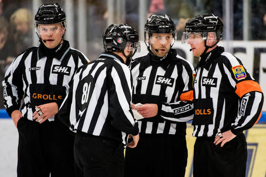 Domare Anders Jansson, Ludvig Lundgren, Marcus Linde och