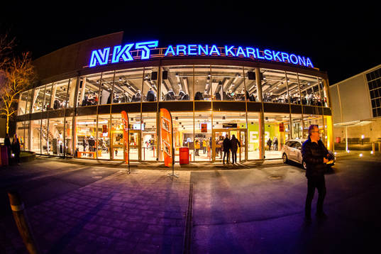 NKT arena utvändigt innan ishockeymatchen i SHL mellan