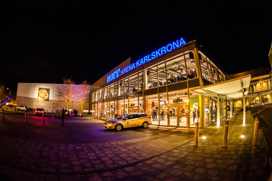 NKT arena utvändigt innan ishockeymatchen i SHL mellan