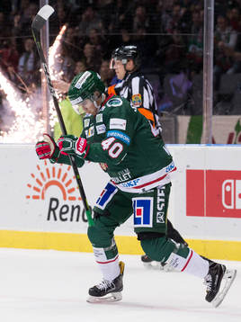Frölundas Joel Mustonen jublar