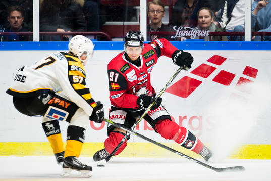 Malmö Redhawks Max Görtz och Skellefteås Emil Djuse