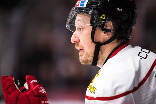 Örebros Marcus Weinstock reagerar