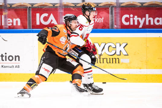 Karlskronas Per Ledin  och Örebros Jare Sallinen
