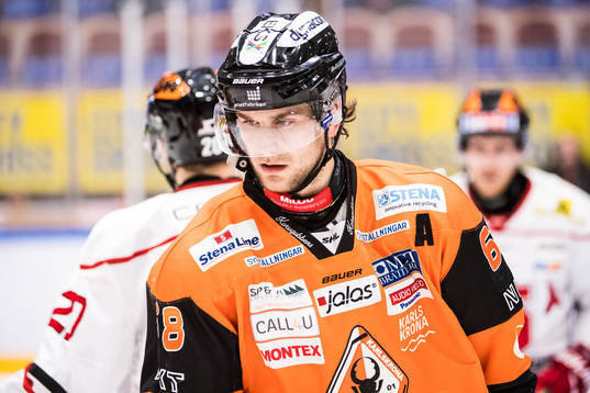 Karlskronas Daniel Gunnarsson  deppar