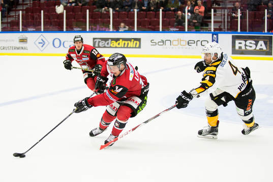 Malmö Redhawks Carl-Johan Lerby och Skellefteås Bud