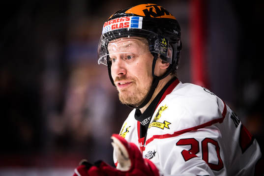 Örebros Marcus Weinstock reagerar