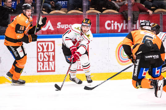Örebros Alexander Hellström