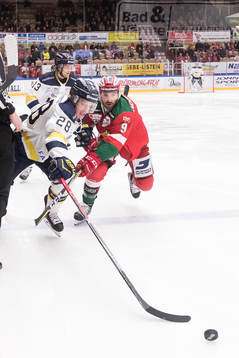 s Anton Bengtsson  i ishockeymatchen i SHL mellan Mora och