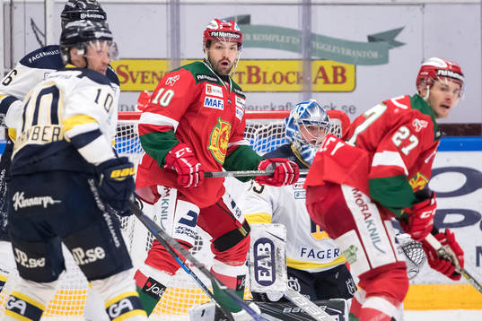 s målvakt Fredrik Pettersson-Wentzel  i ishockeymatchen i