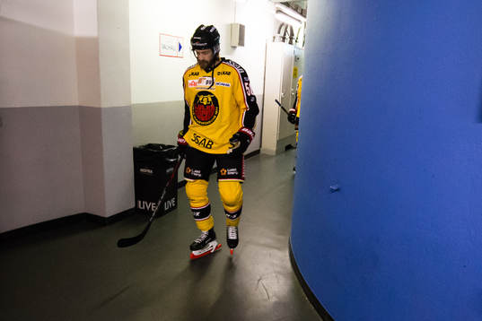 Luleås Daniel Sondell innan ishockeymatchen i SHL mellan