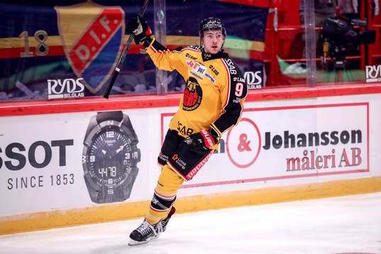 Luleås Johan Forsberg jublar
