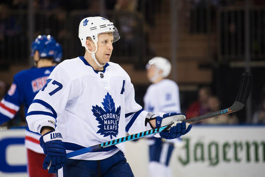 Maple Leafs Leo Komarov