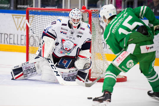 Linköpings målvakt Jonas Gustavsson möter Rögles Simon