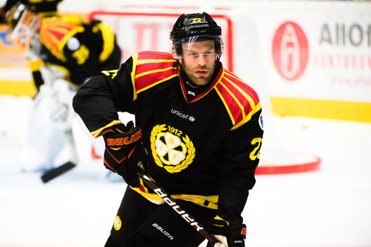 Brynäs Jörgen Sundqvist före ishockeymatchen i SHL
