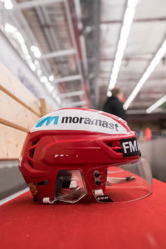 Mora hjälm innan ishockeymatchen i SHL mellan Mora och