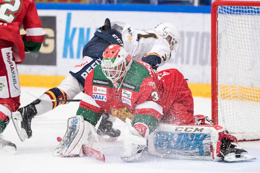 Moras målvakt Christian Engstrand  i ishockeymatchen i SHL