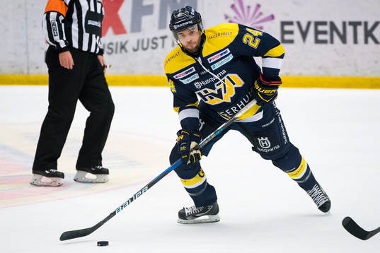 s Stefan Elliott