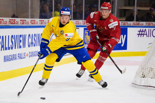 Sveriges Tim Söderlund och Belarus Maxim Sushko