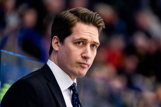 Växjös tränare Sam Hallam