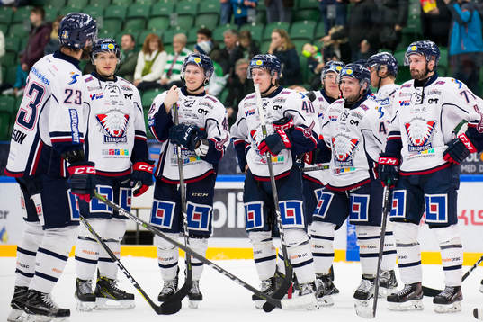 Linköpings spelare jublar