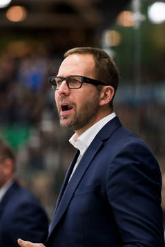 Rögles assisterande tränare Roger Hansson