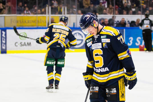 Södertäljes Jacob Spångberg (h) och Christopher