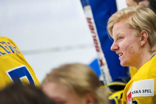 Rasmus Dahlin på Sveriges träning