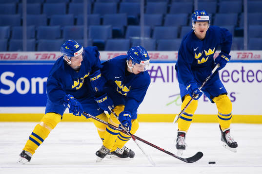 Lias Andersson, Jacob Moverare och Alexander Nylander på