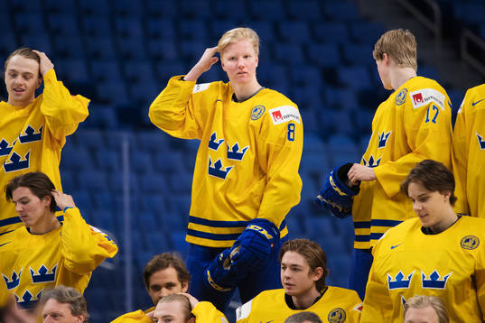 Rasmus Dahlin på Sveriges träning
