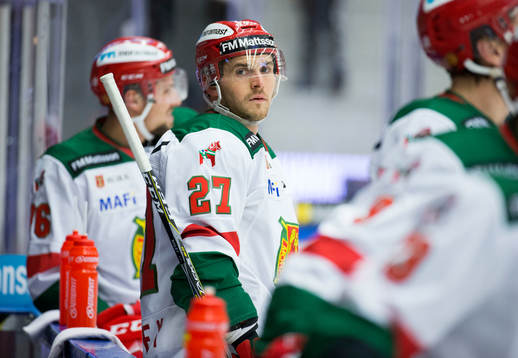 Moras Matt Bailey på uppvärmningen