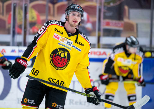 Luleås Anton Hedman på värmningen