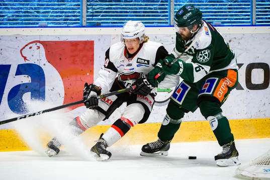 Malmö Redhawks Marcus Sylvegård och Färjestads Mikael