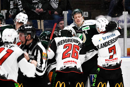 Malmö Redhawks Axel Wemmenblorn och Nils Andersson i bråk