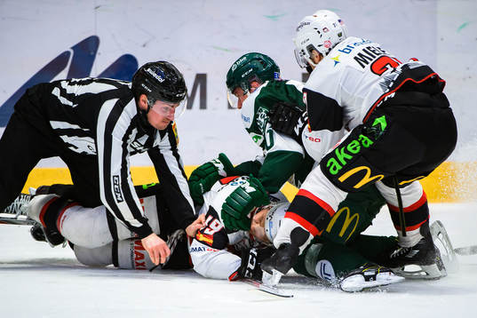 Malmö Redhawks Rhett Rakhshani och Färjestads Sebastian