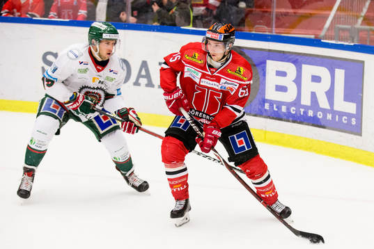 Örebros Sakari Manninen och Frölundas Matt Donovan