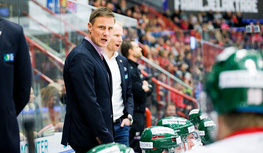 Frölundas tränare Roger Rönnberg deppar