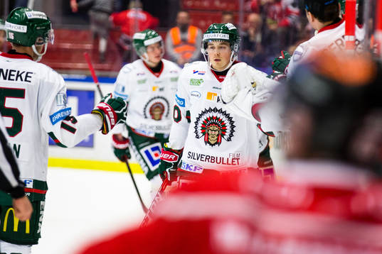 Frölundas Joel Mustonen jublar