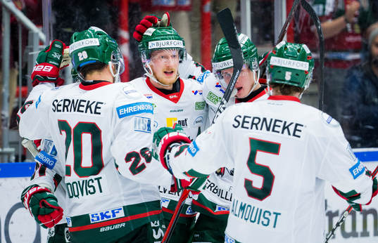 Frölundas Simon Hjalmarsson gör 2-3 och jublar