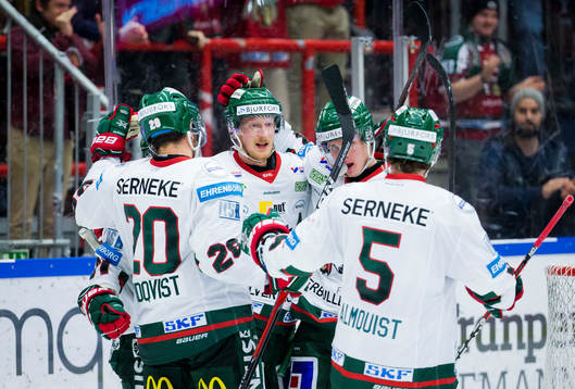Frölundas Simon Hjalmarsson gör 2-3 och jublar