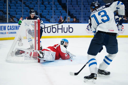 Finlands Janne Kuokkanen och Kristian Vesalainen oroar
