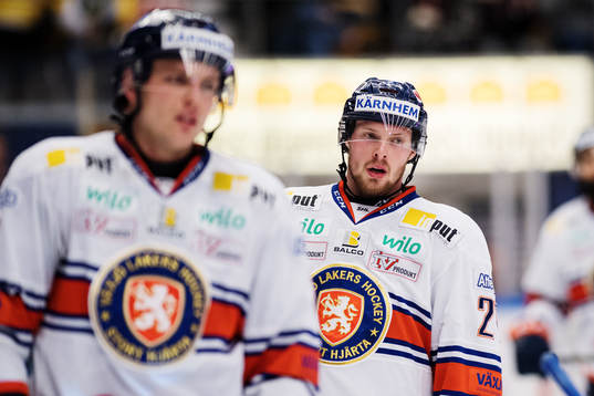 s Lawrence Pilut reducerat till 1-2
