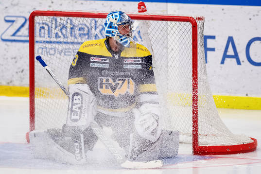 s målvakt Fredrik Pettersson-Wentzel deppar