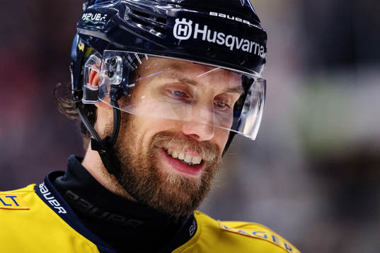 s Christoffer Persson ler