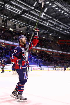 Linköpings Sebastian Karlsson jublar